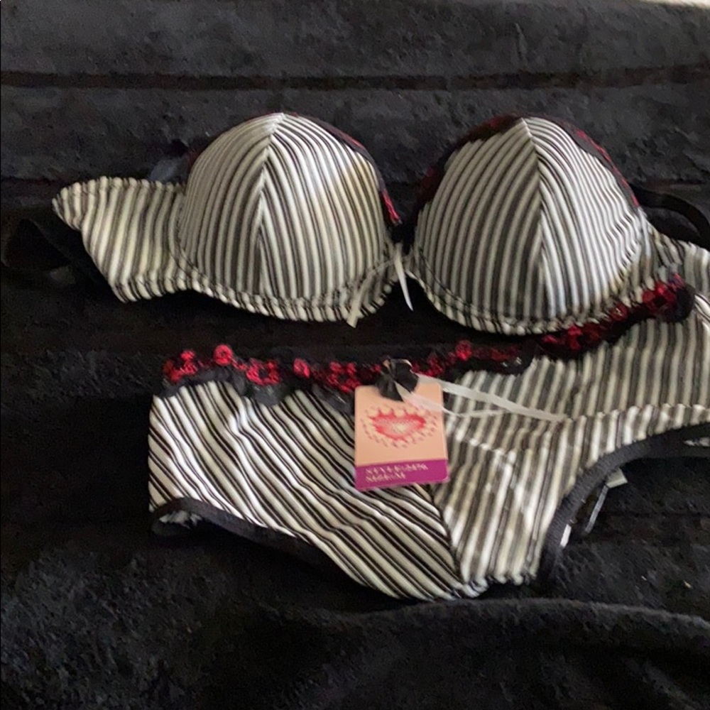 Bra set new